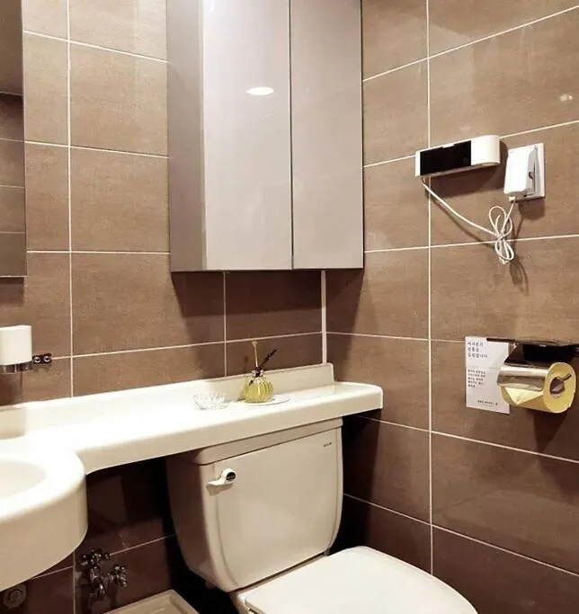 빌라 3 Rooms For Rent Near Mapo-Gu Office Station, Mapo-Gu, 서울특별시 대한민국