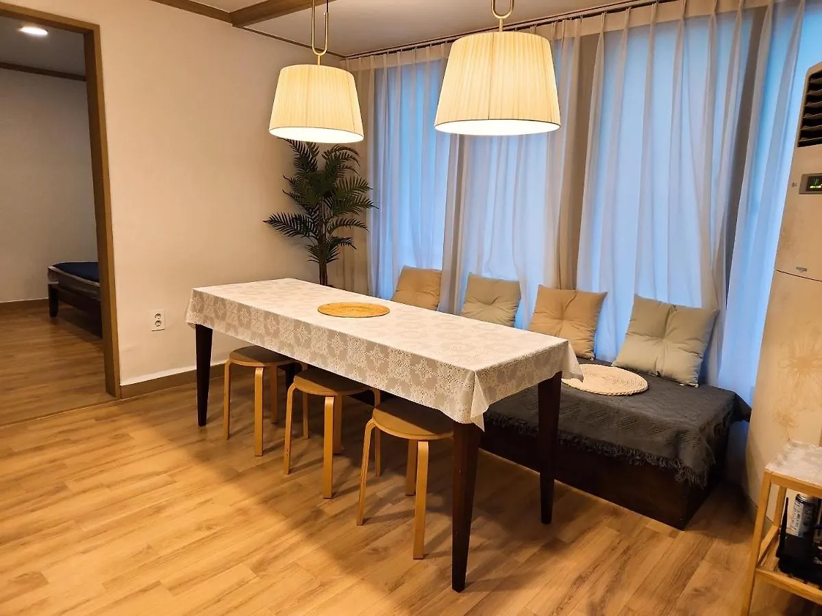3 Rooms For Rent Near Mapo-Gu Office Station, Mapo-Gu, 서울특별시 빌라 서울특별시